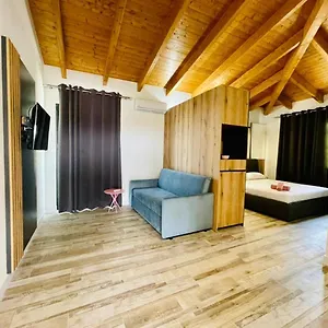  Hotel Adriatik Albanië